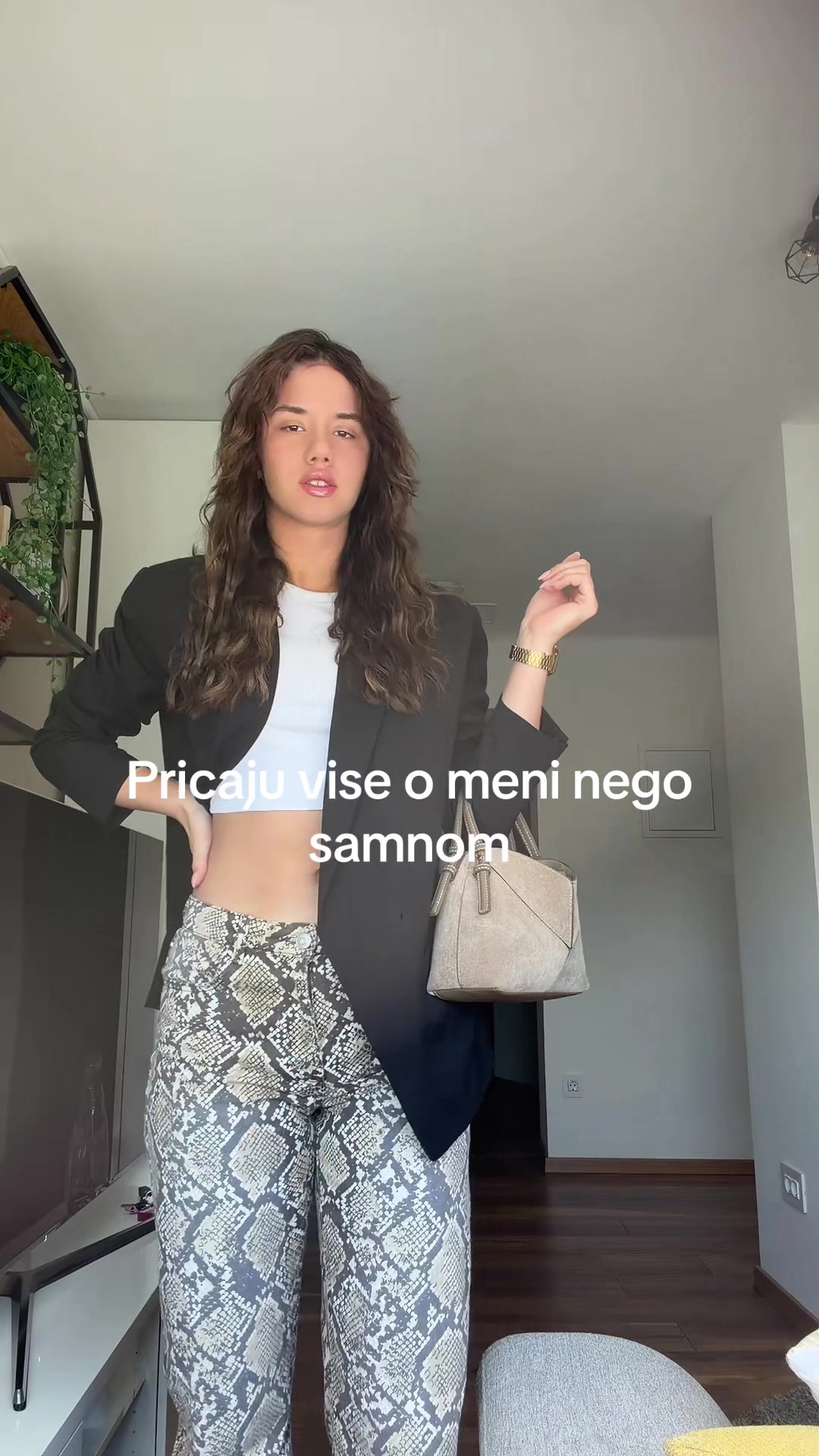 @tianaadragas