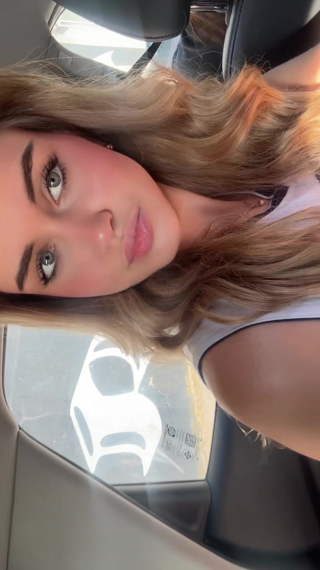 @ninaastrizee