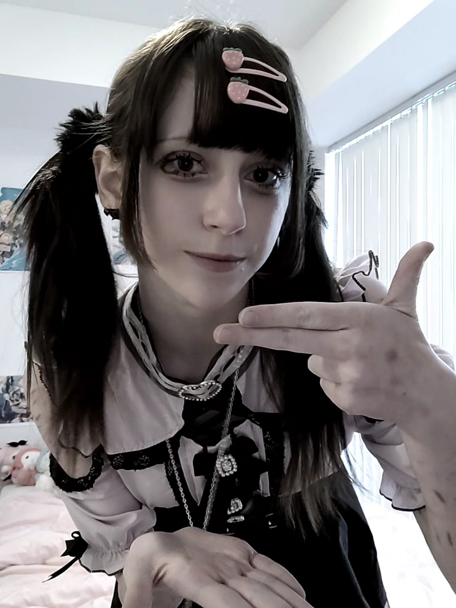 @૮꒰ྀི lessie ꒱ྀིა