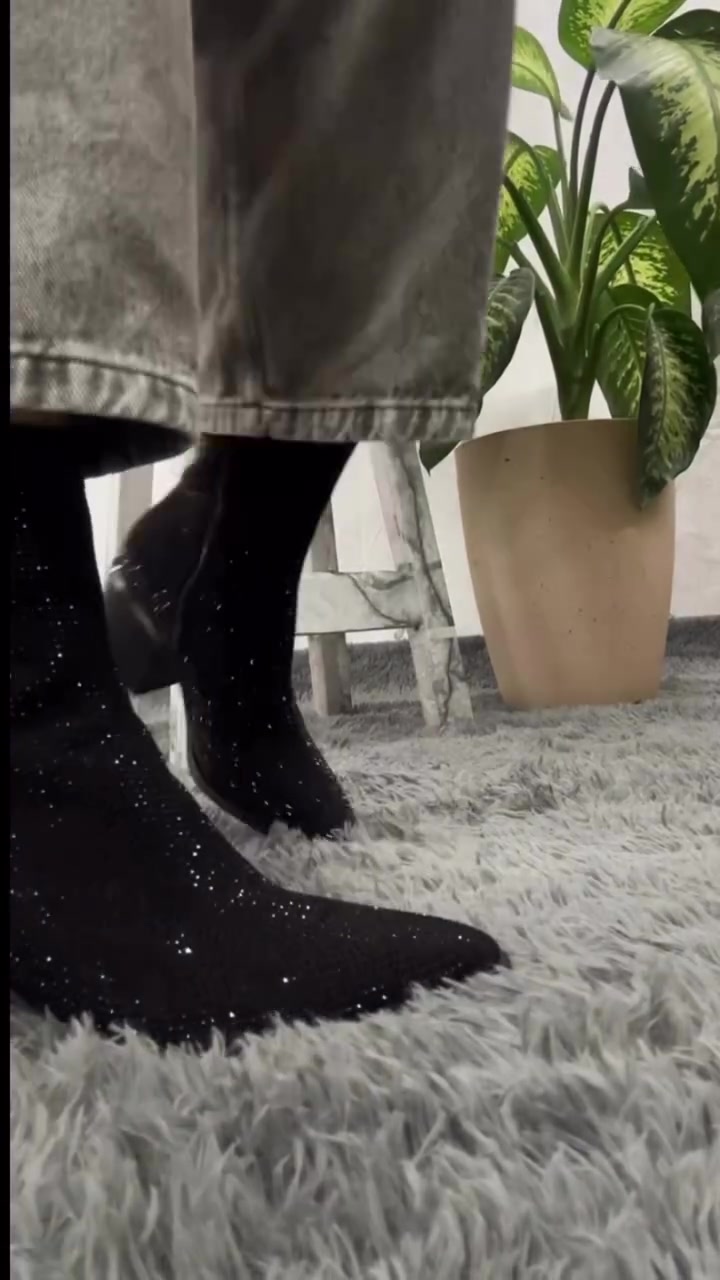 @Zapatos Yulii