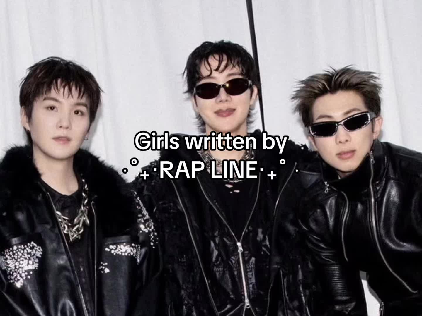 @⟭⟬⁷