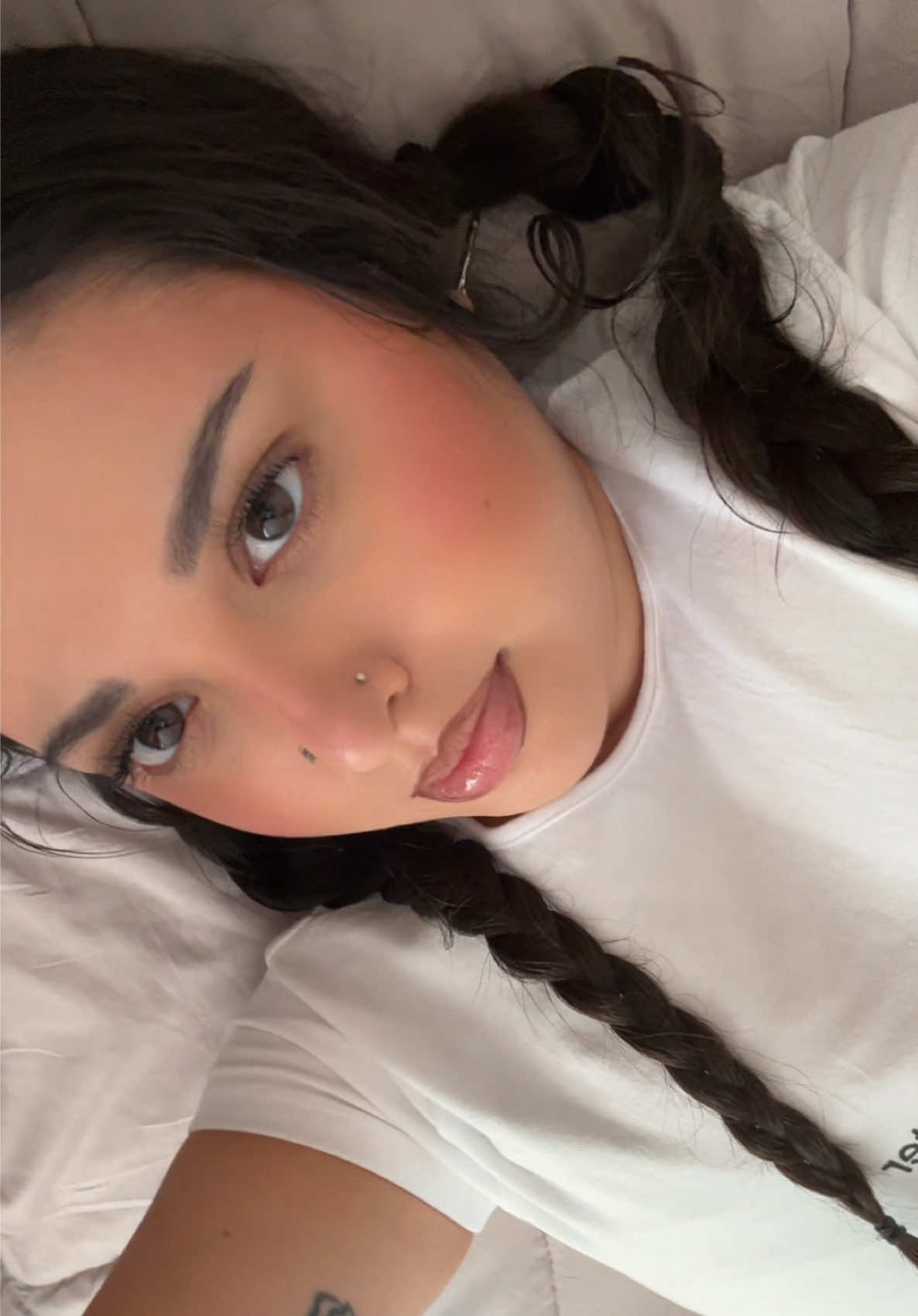 @ANGX ⋆˙⟡♡