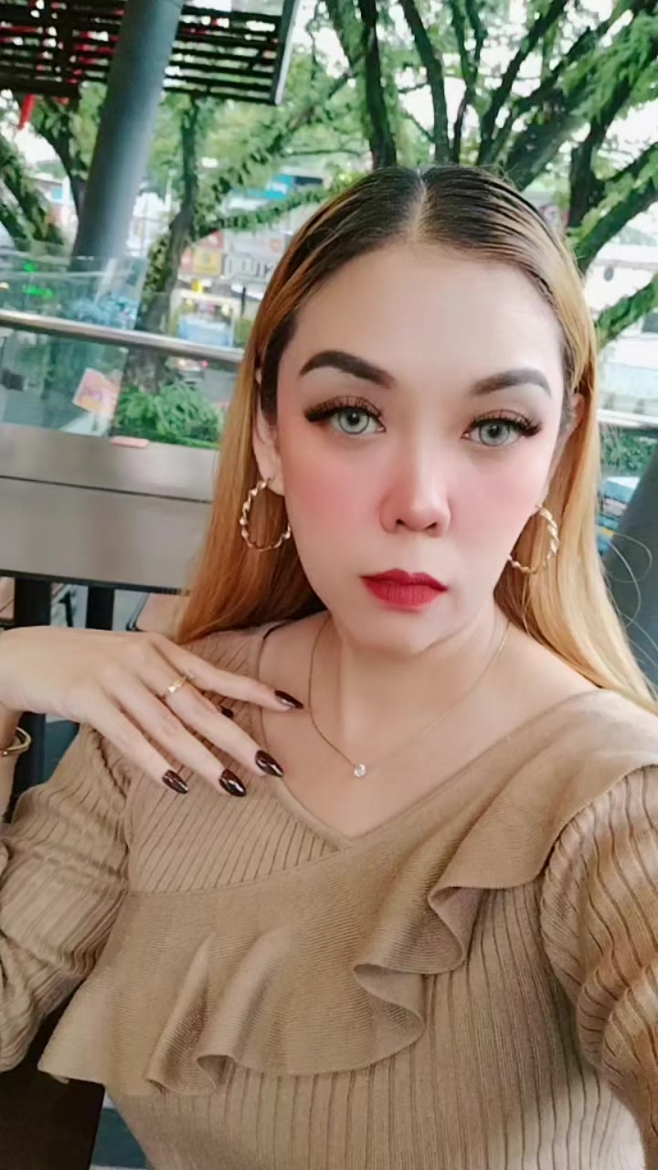 @incess Ayumi