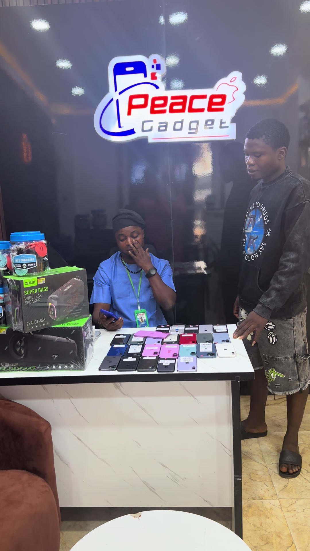 @Peace Jibson gadgets
