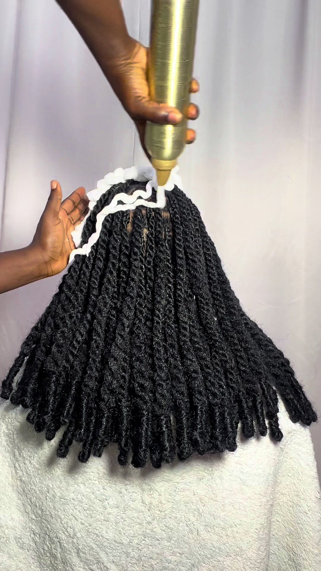 @HAIRLAZE