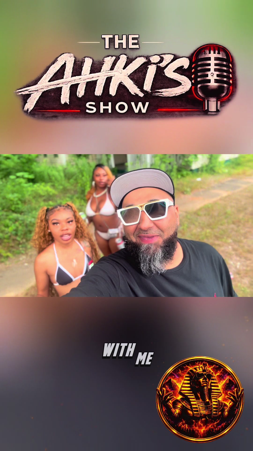 @theahkisshow