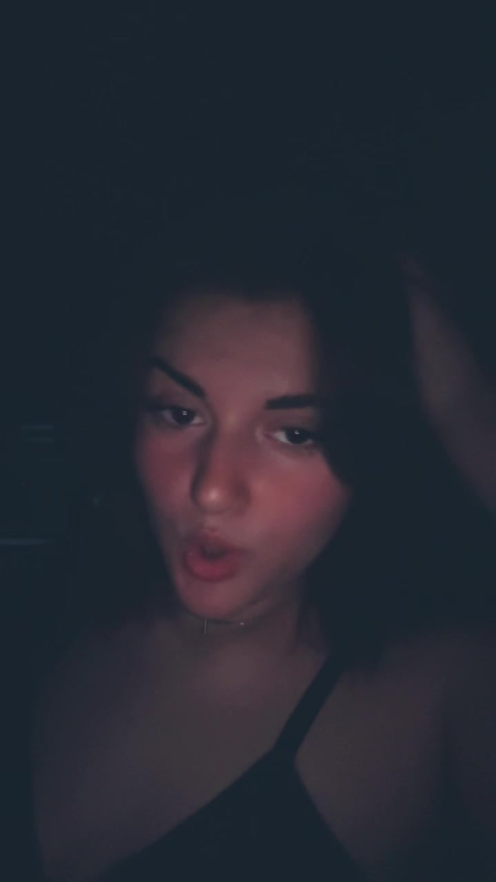@vikixq👑