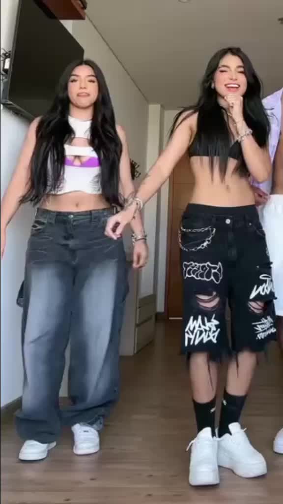 @yuleria💜🖤
