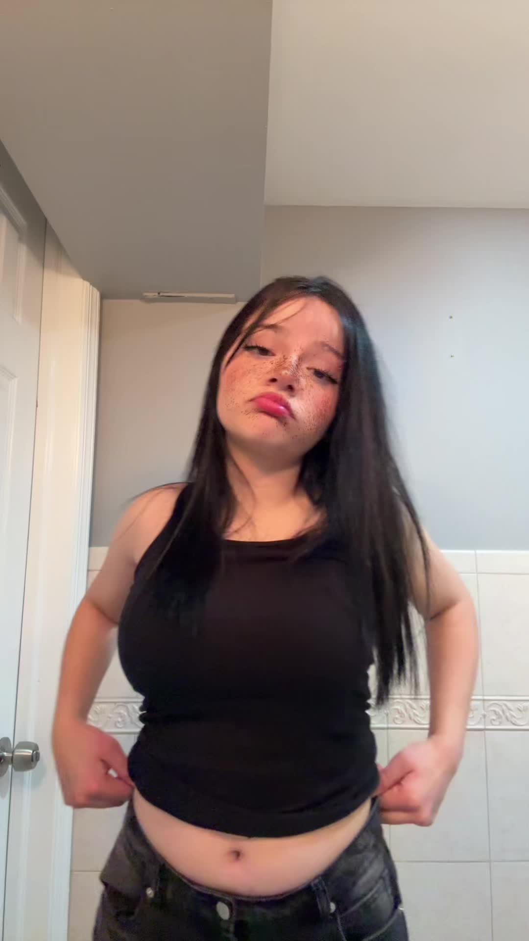 @Juli 🇨🇴