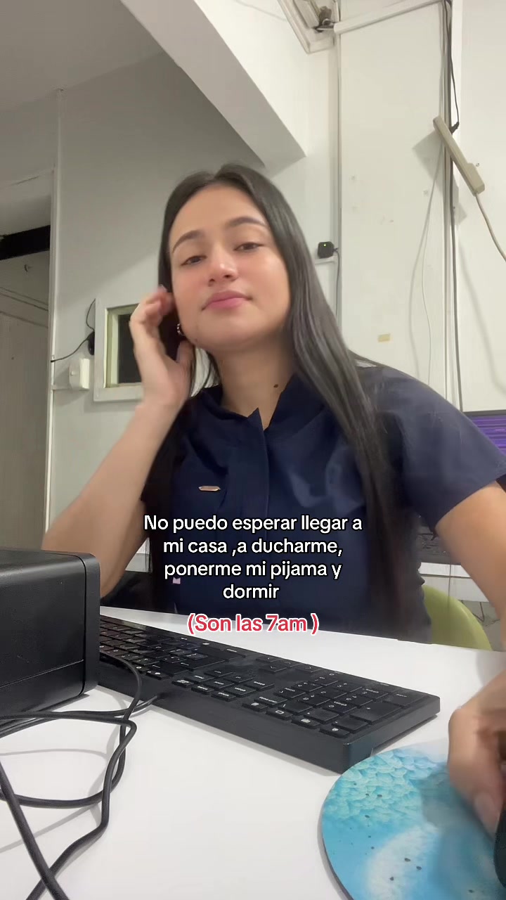 @Karolliceth