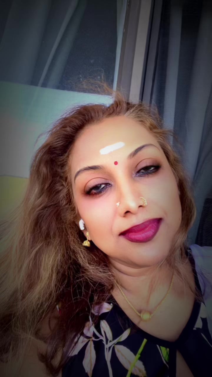 @Shobananava🇨🇦🇱🇰🇸🇬🇳🇬