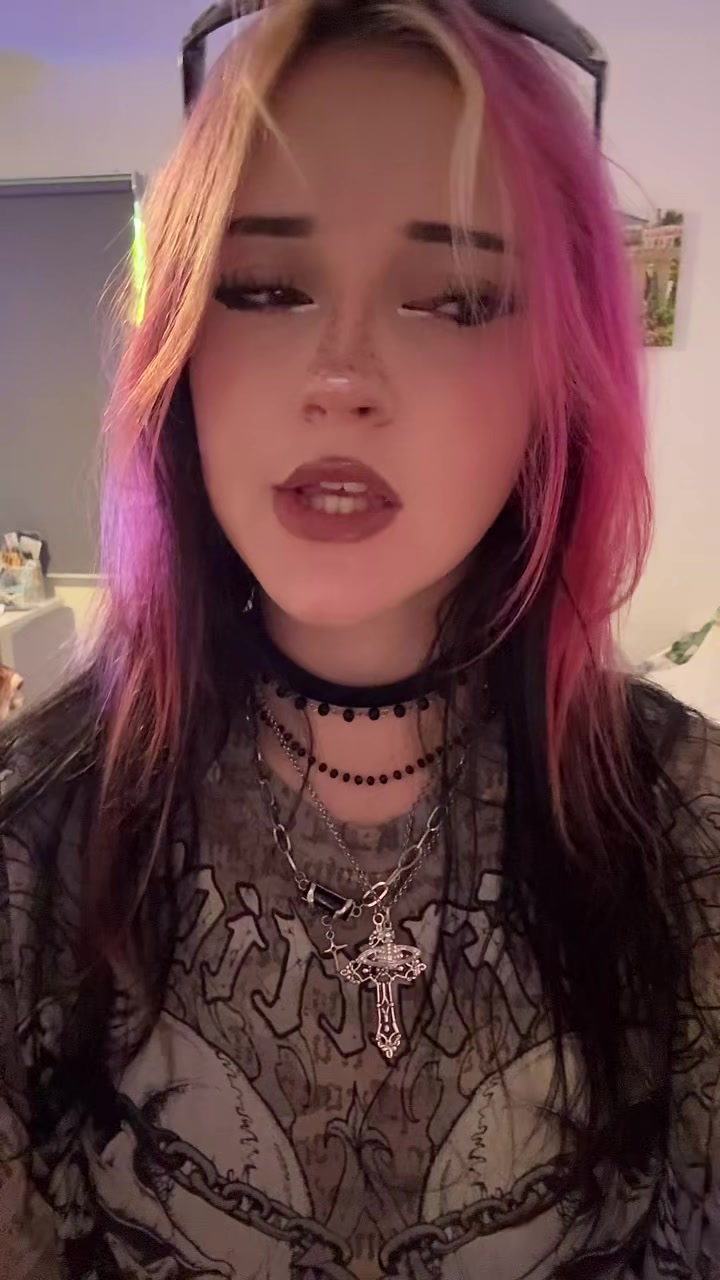 @adoptmequeenprincess101
