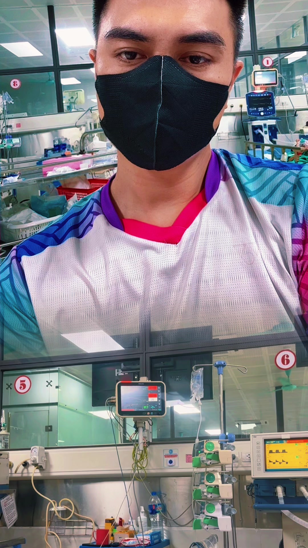 @Ho&agrave;ng Nam