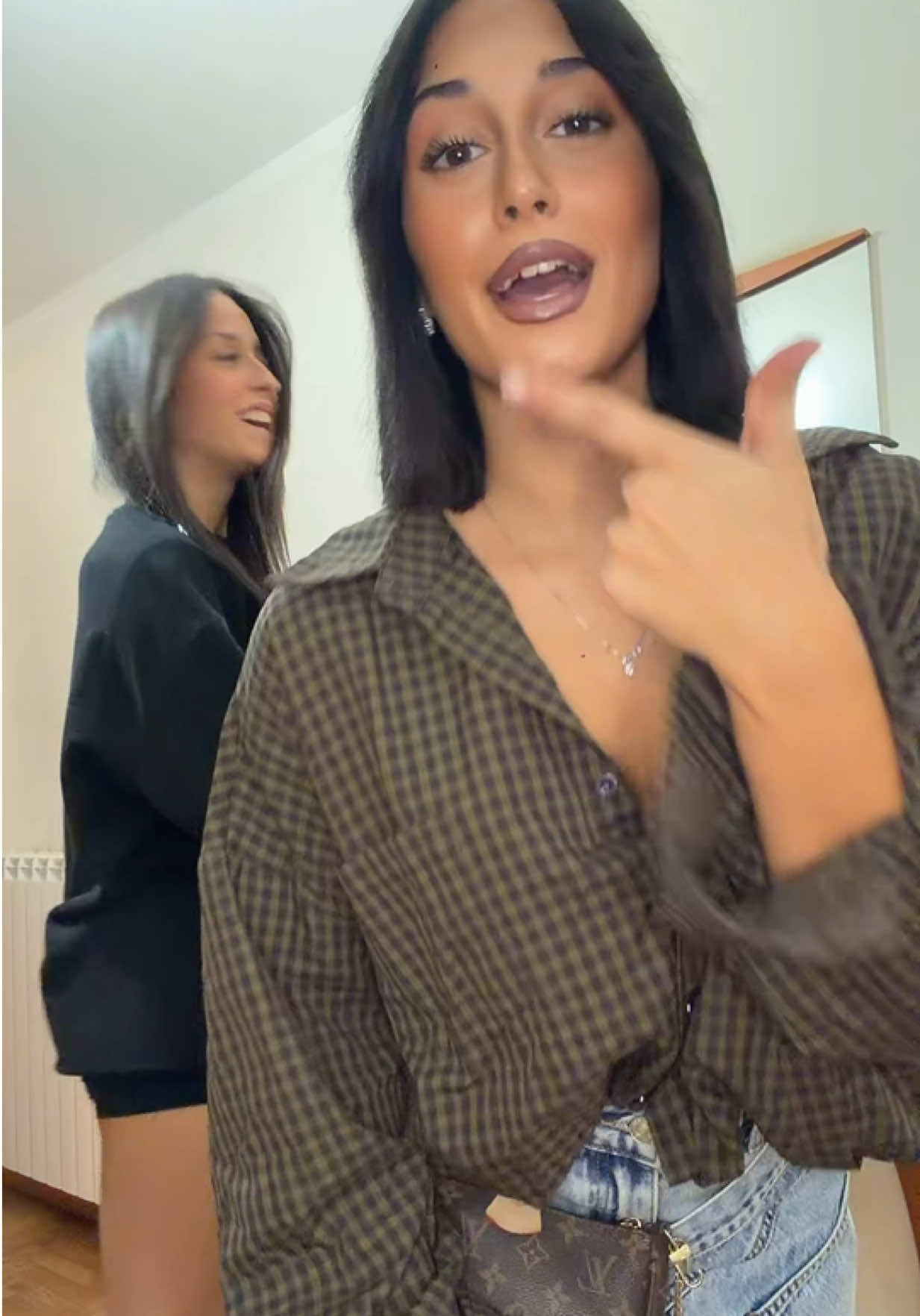 @ilariassz_