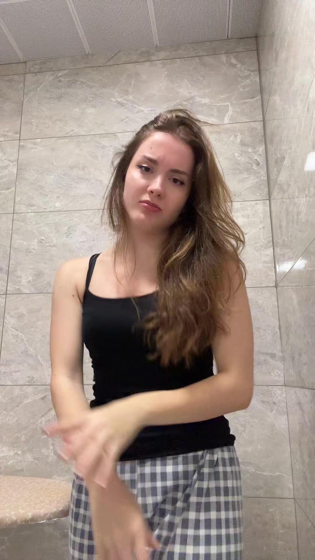 @🦦
