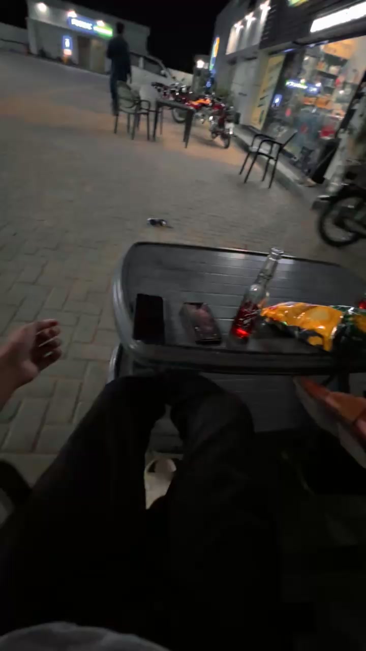 @ʟɪꜰᴇ_ᴏꜰ_ꜱʜᴀᴍɪɪ🥂🚩