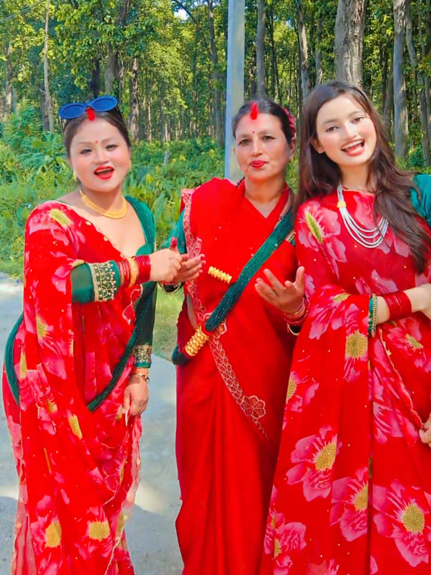@Deena Magar 💫👑🦋🦋(Adhikari)