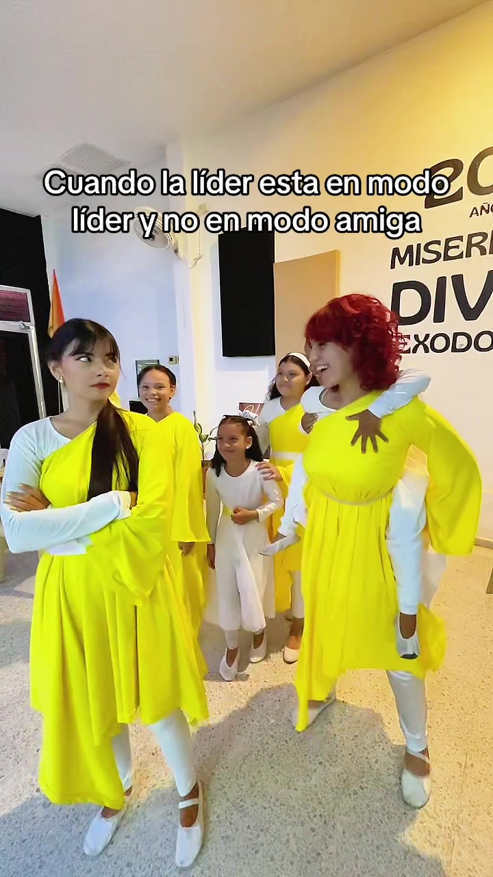 @lautabares_