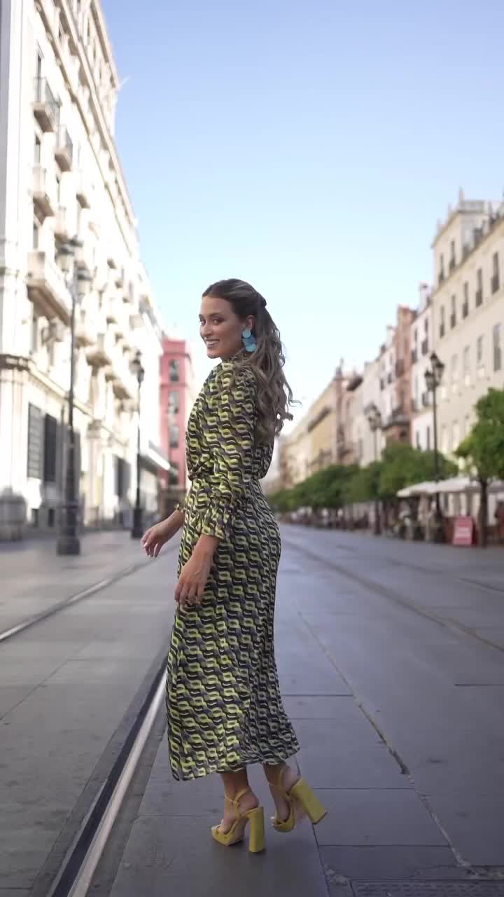 @Ella_Stewart