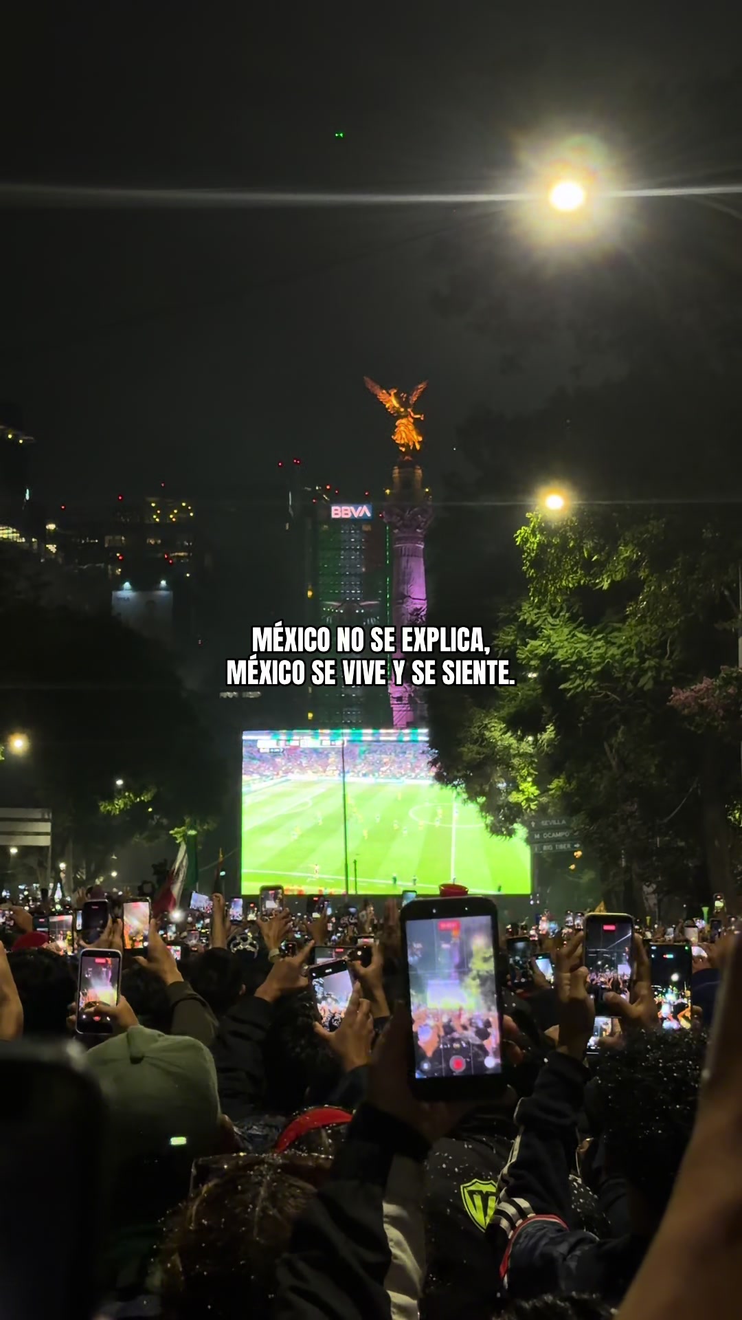 @Christopher León