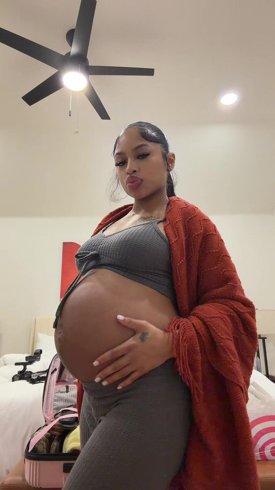 @Nadia J