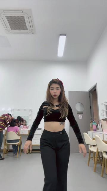 @Eljay Marquez