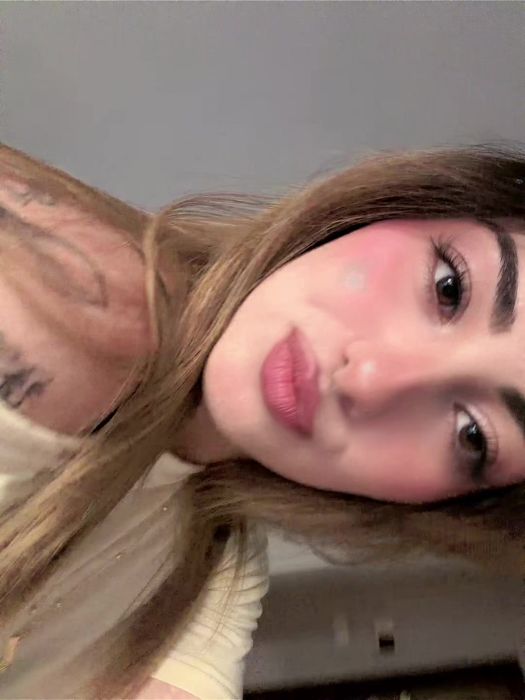 @alyell_
