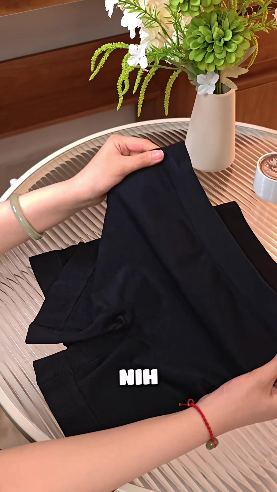 @Uncolive