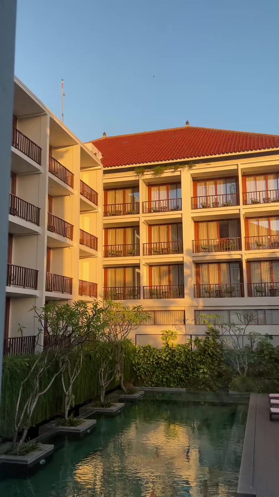 @turis abadi | bali hotel guide