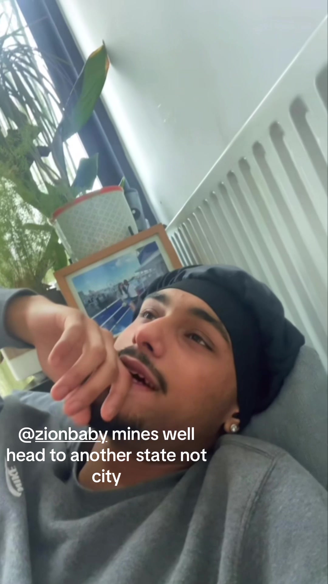@Newsboy frm London