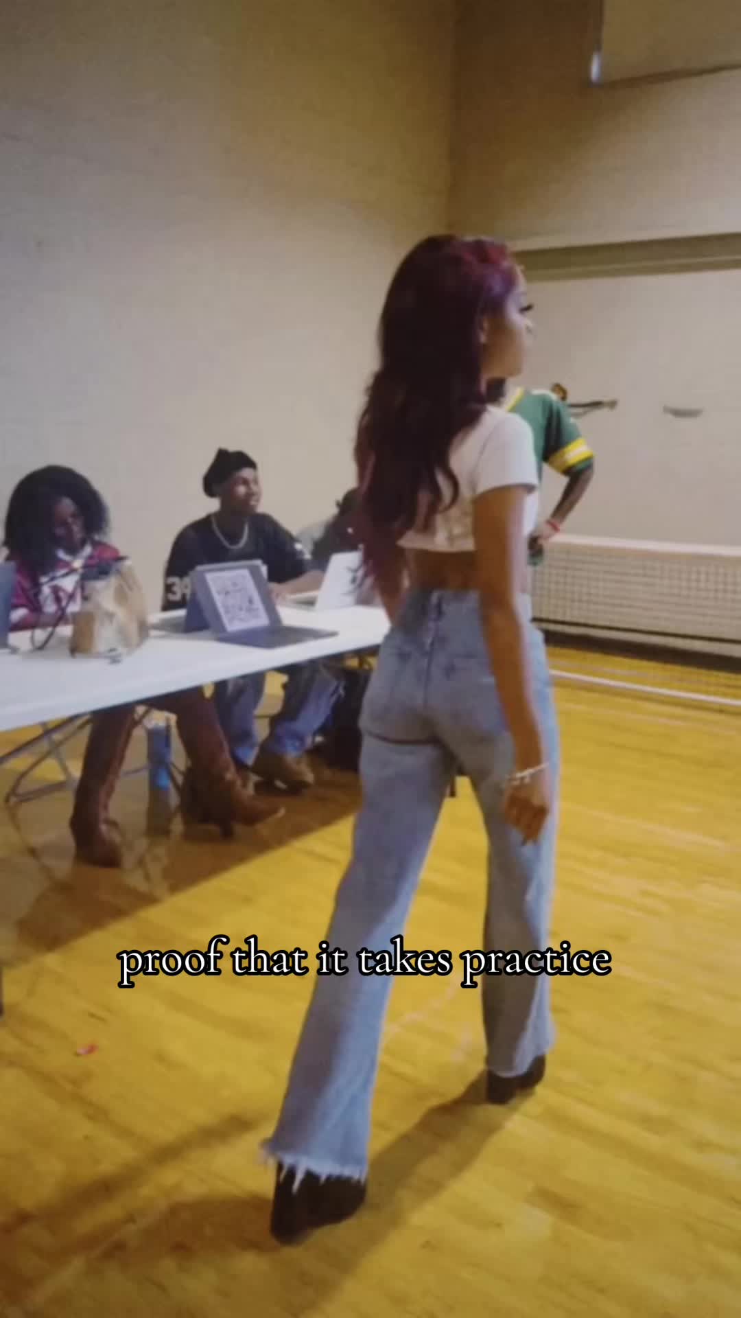 @kelsionaee