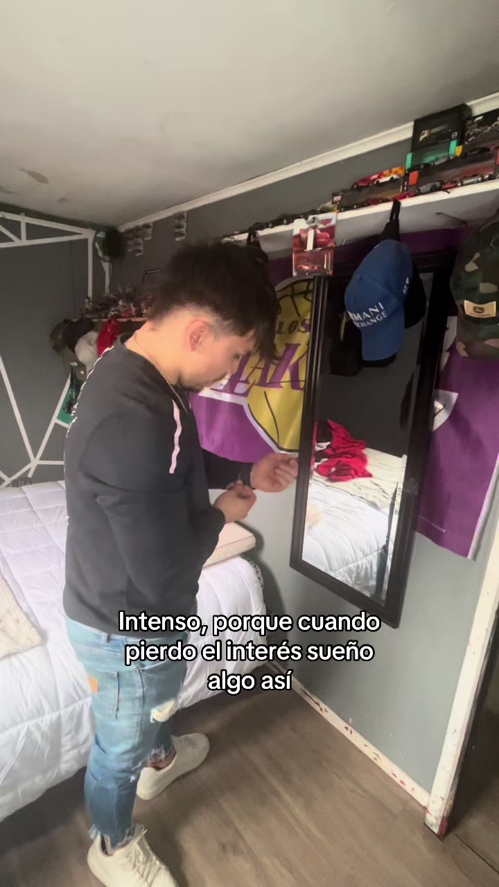 @Ray17o._