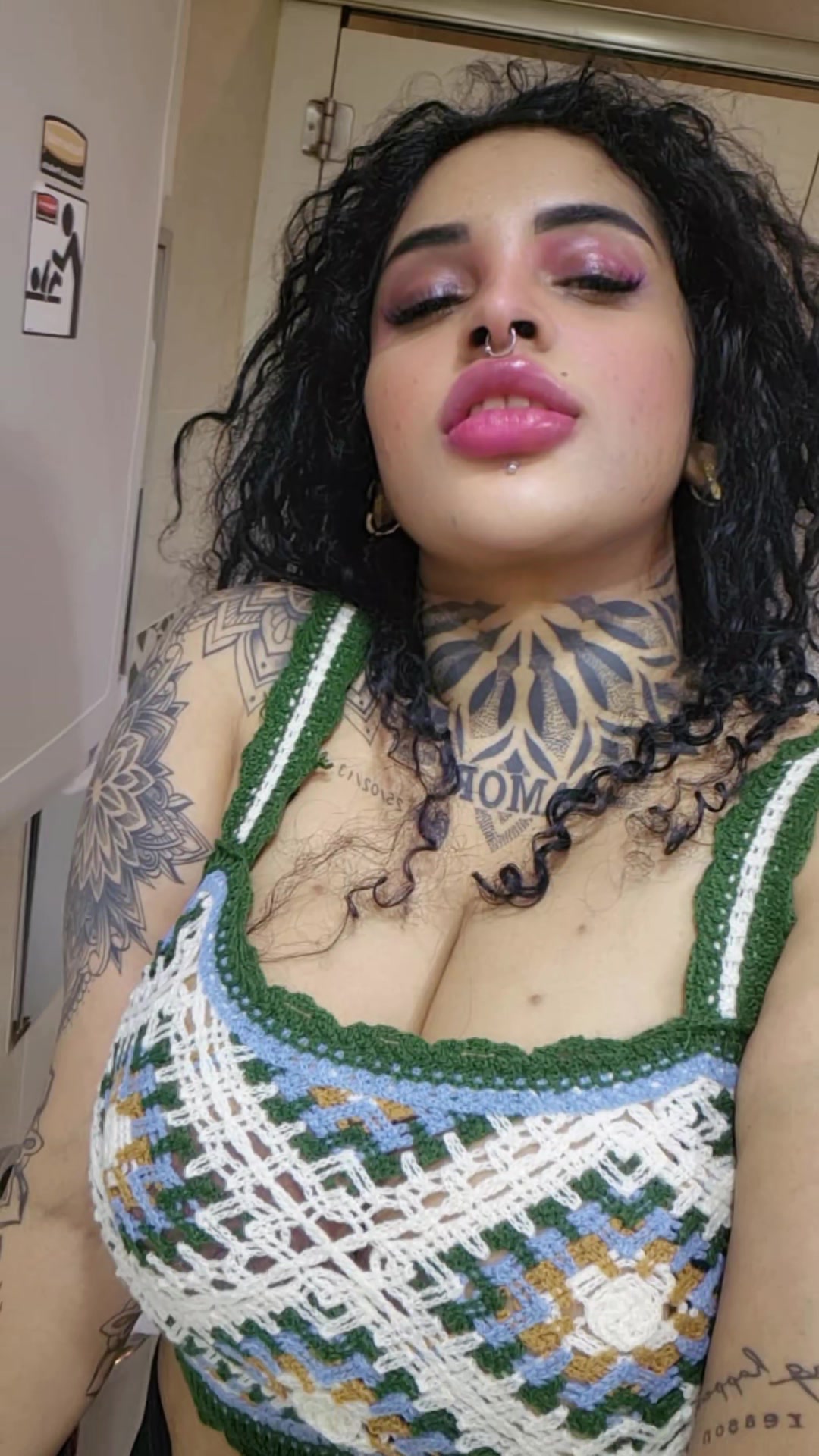 @Taniya Dilrukshi