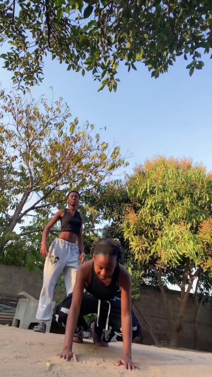 @15quiteria