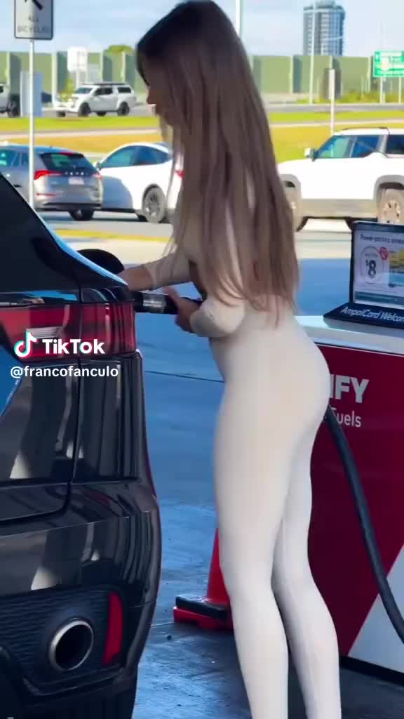 @Kolumb.