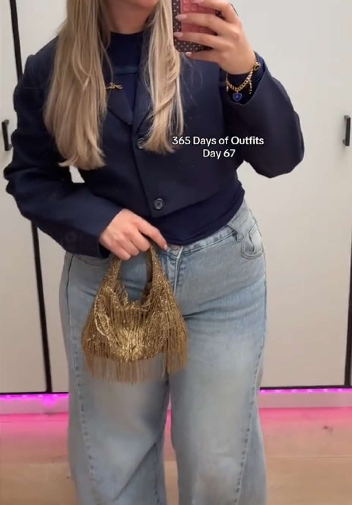 @Nina