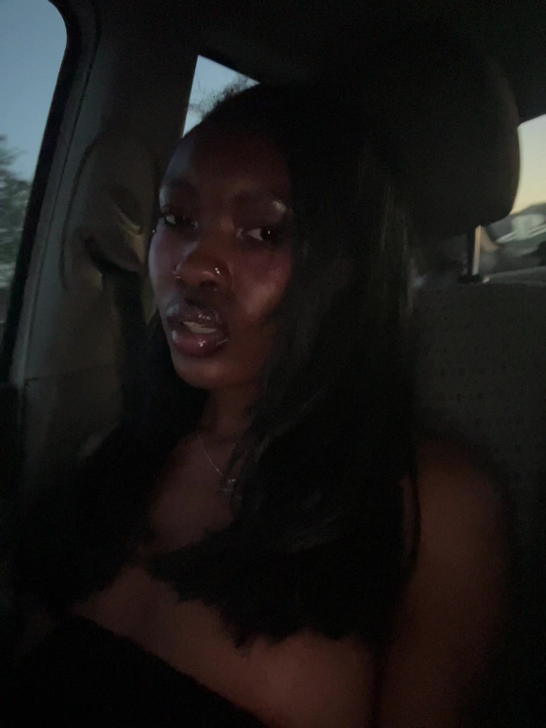 @Yourlocalbaddie