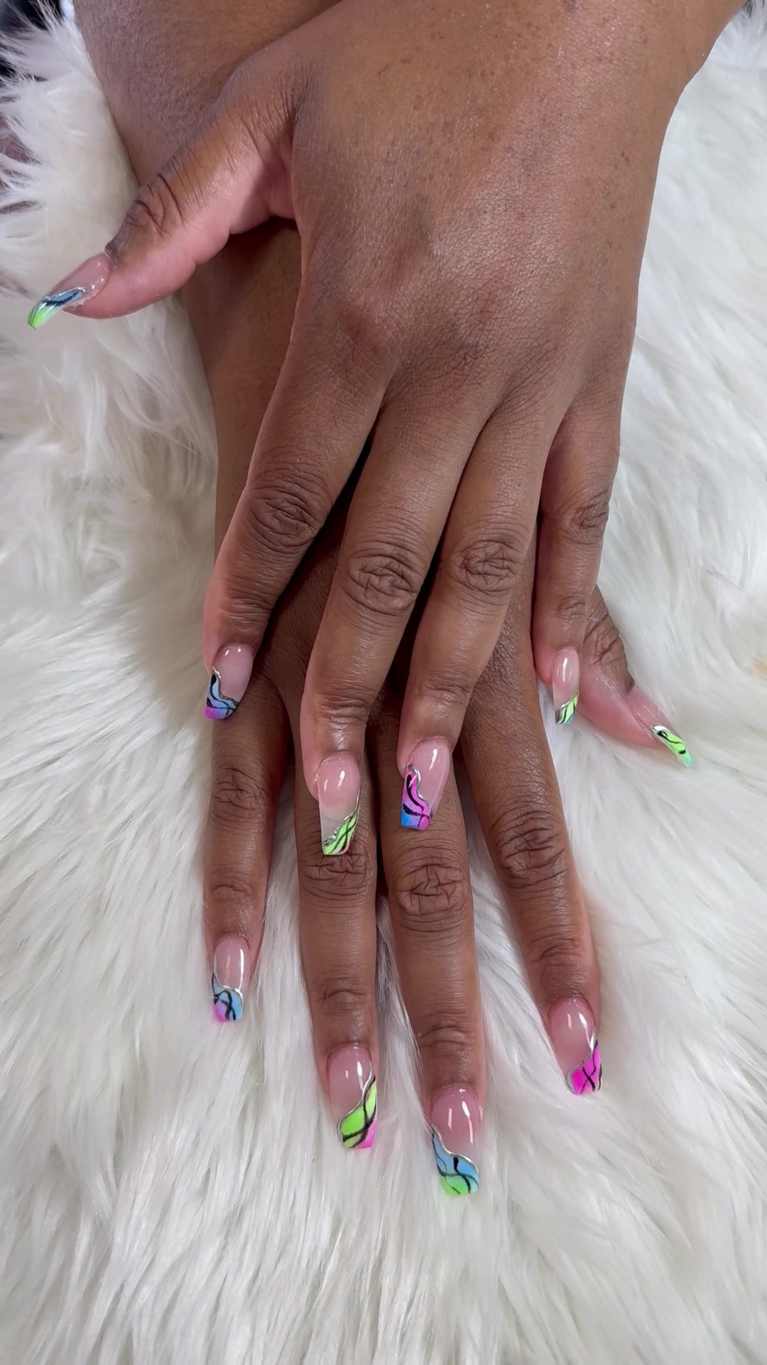 @Top Nails