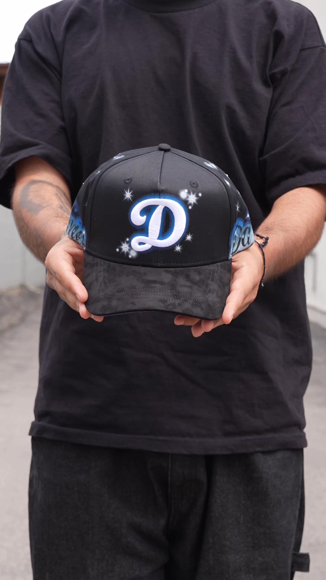 @DoKnows_