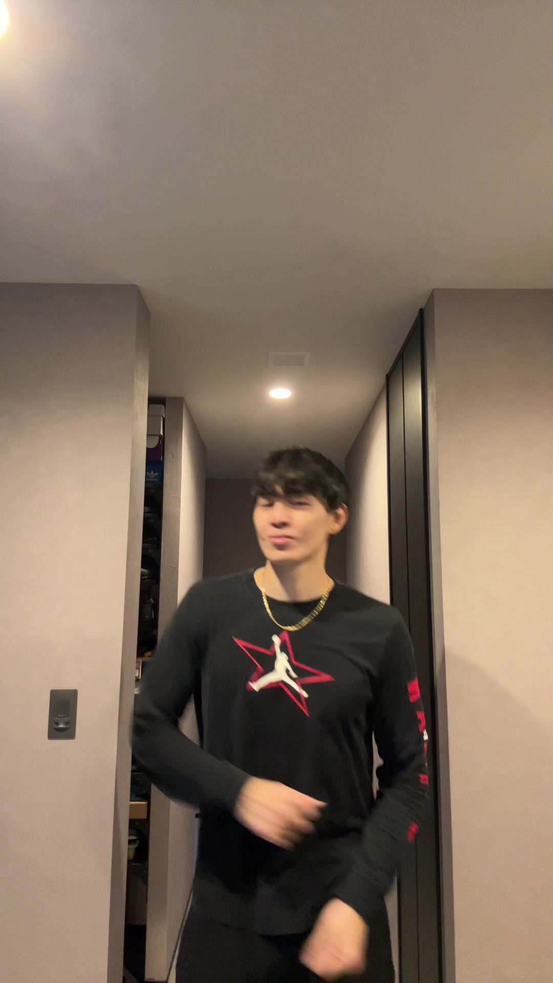@RJ