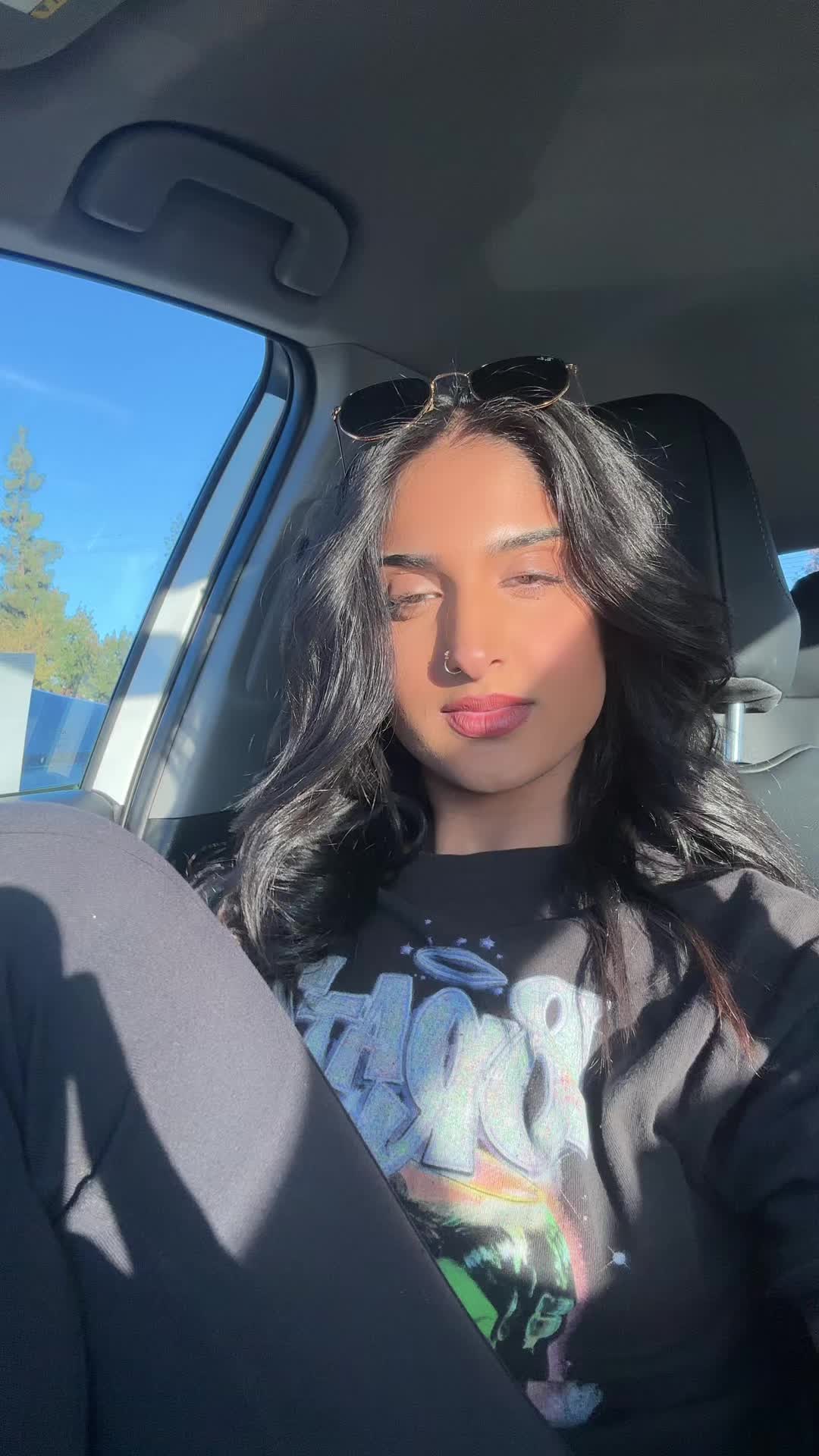@🕷️