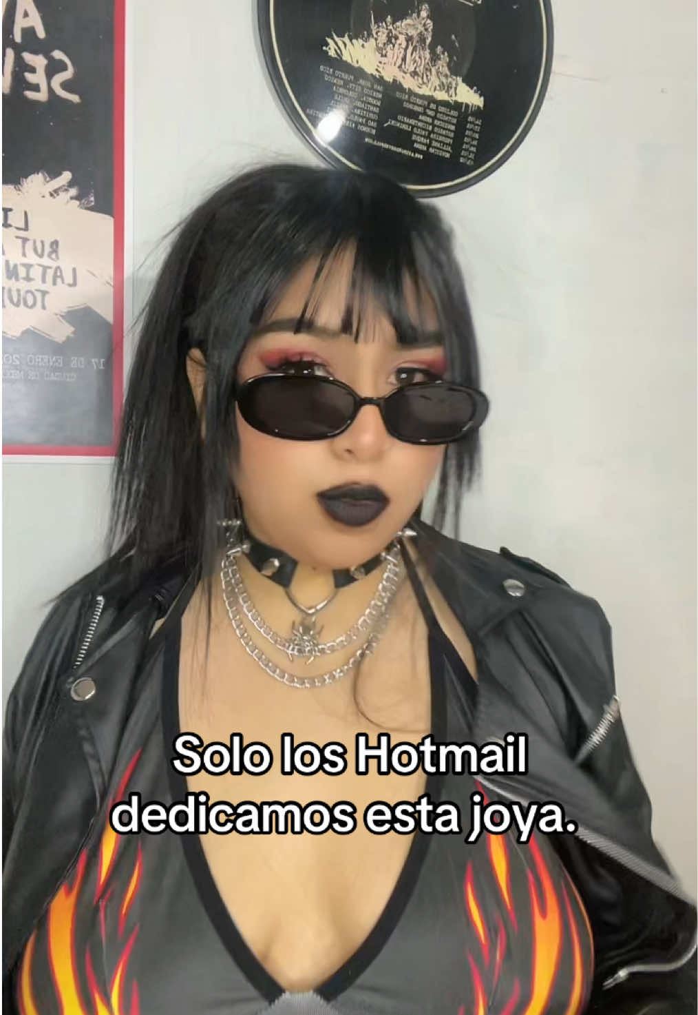 @Sánchez Gabriela