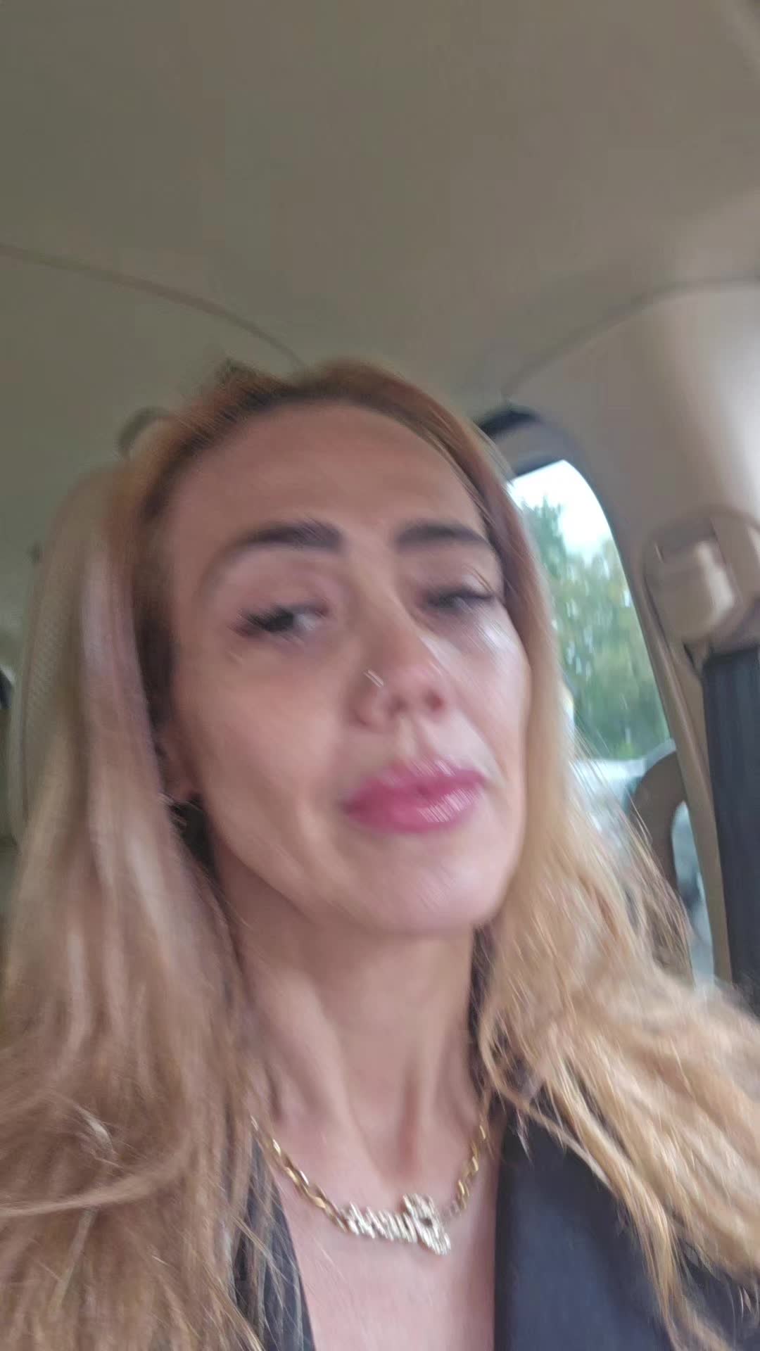 @Rapunzel 🇨🇺🇩🇪