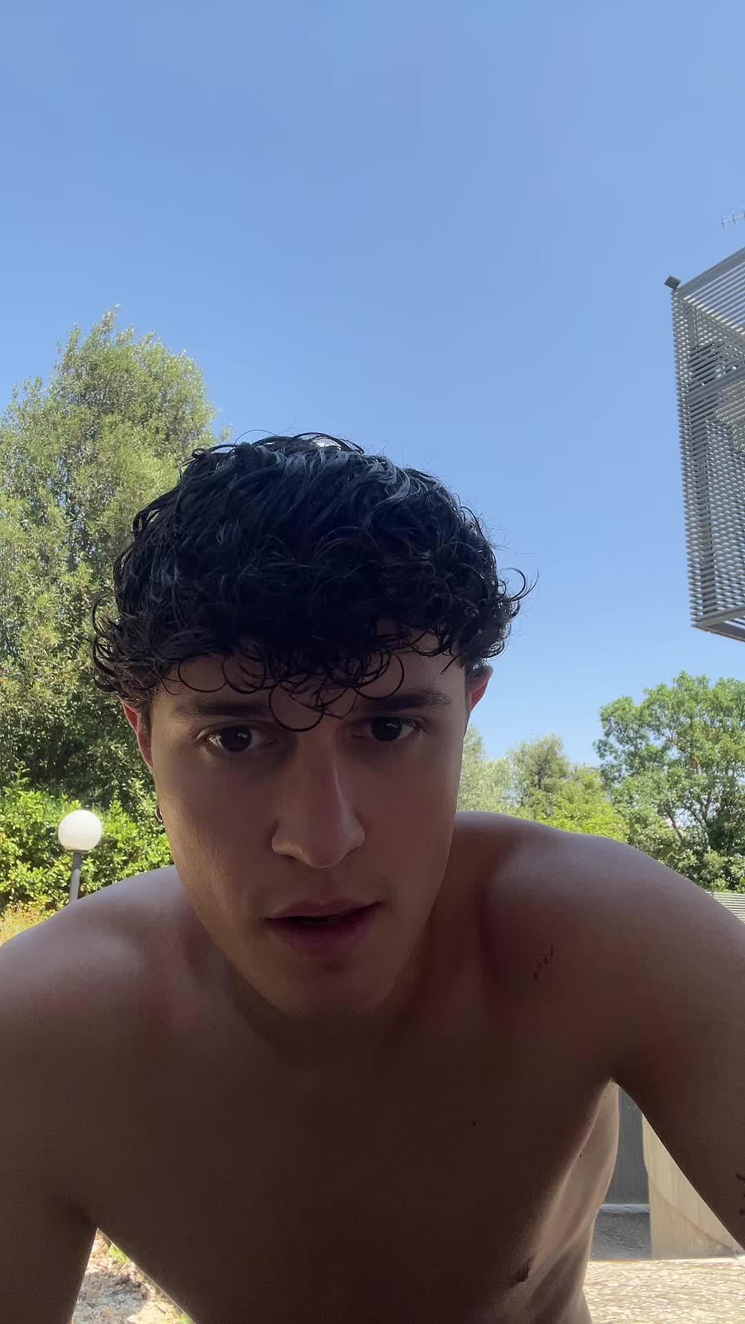 @leonardobasile_
