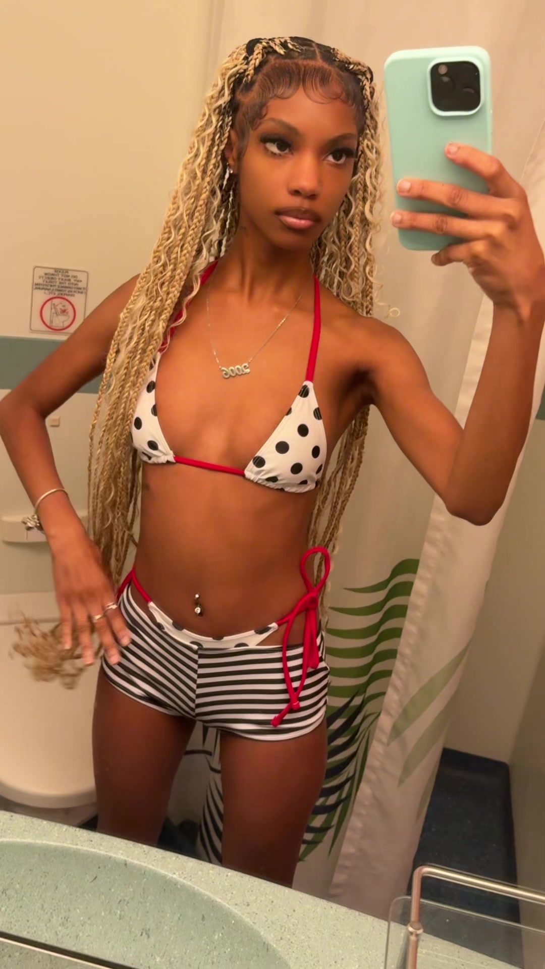 @amayaa