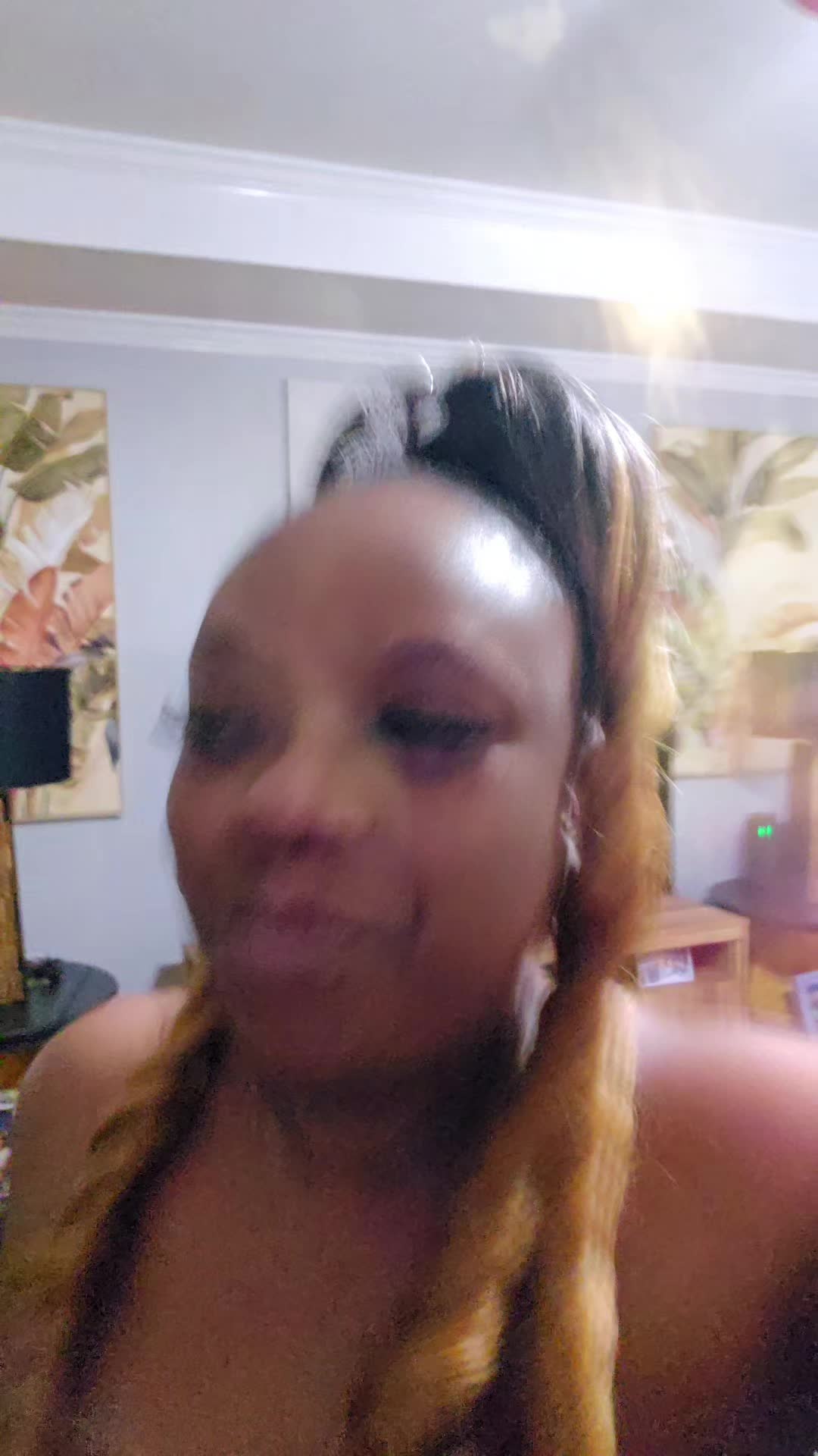 @Comedian jazzyteez2