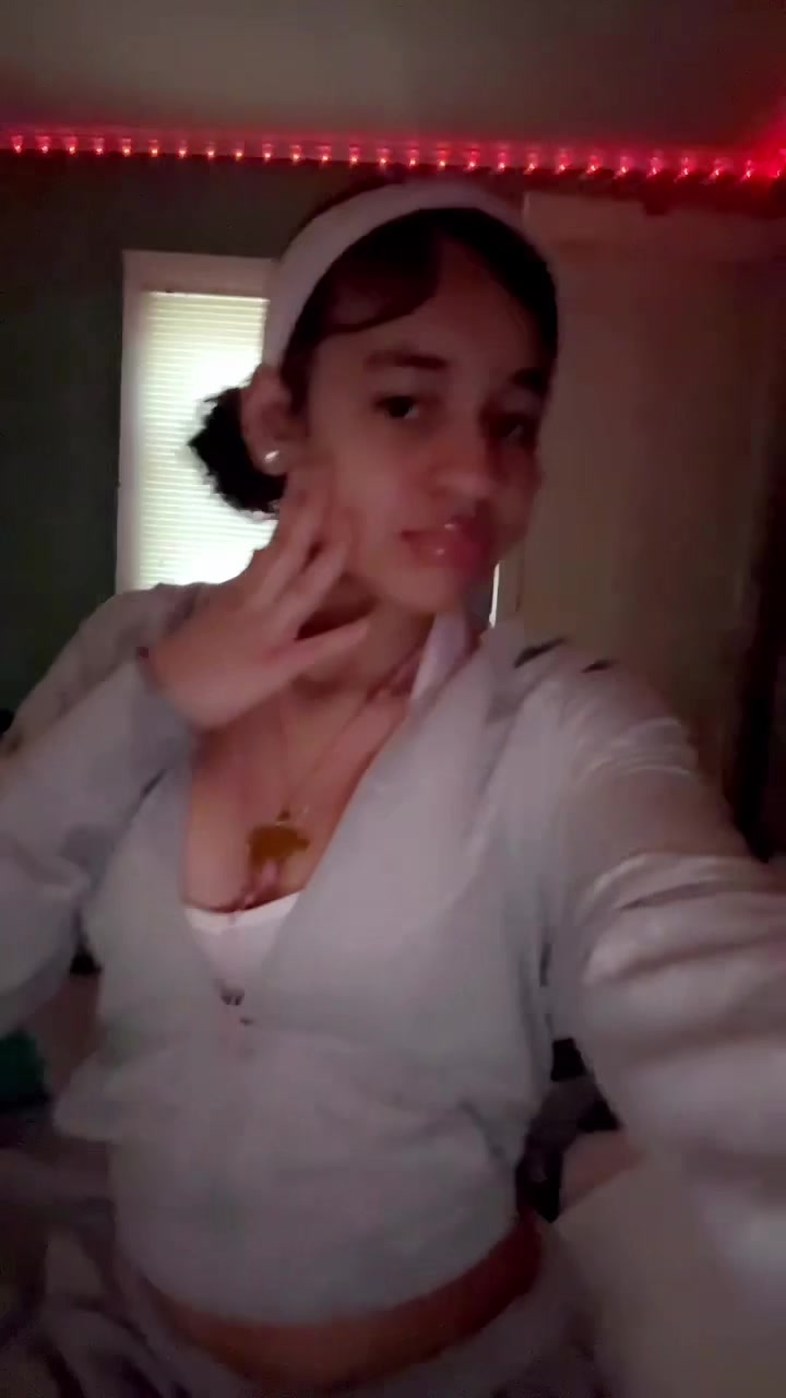 @𝓙𝓸𝓼𝔂 🫶🏼💋
