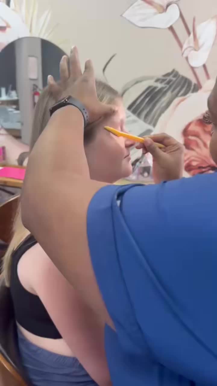 @Waverly McSwain|Brow Artist