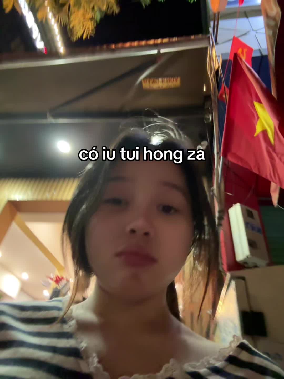 @&Uacute;t Thu&yacute;