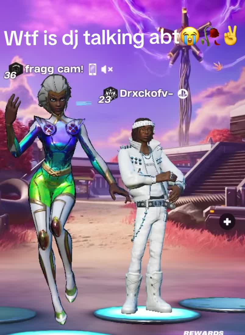 @⃟